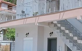 Vagelis 2 Nemea Apartments